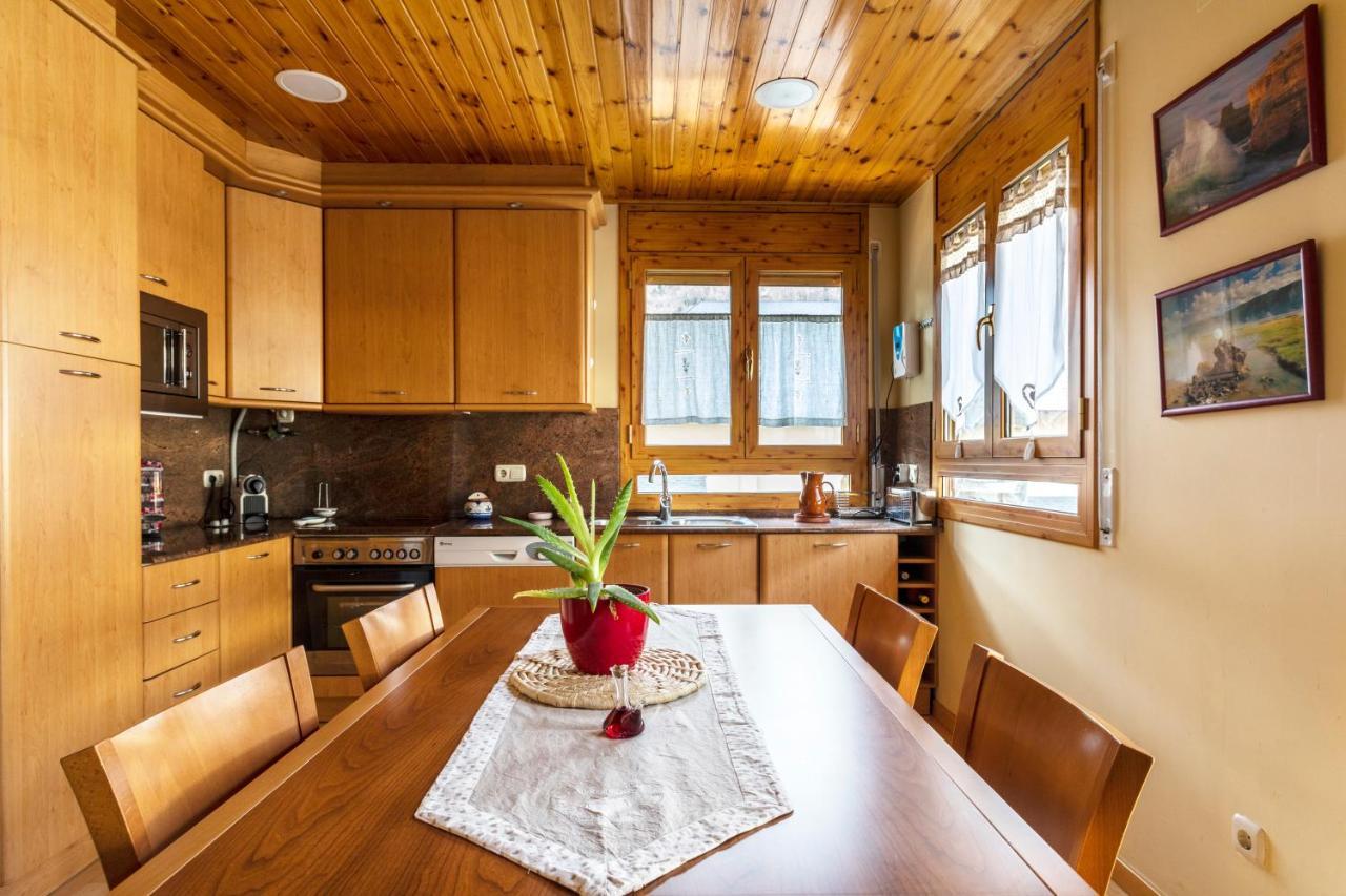 Apartamento En Vielha Bagian luar foto